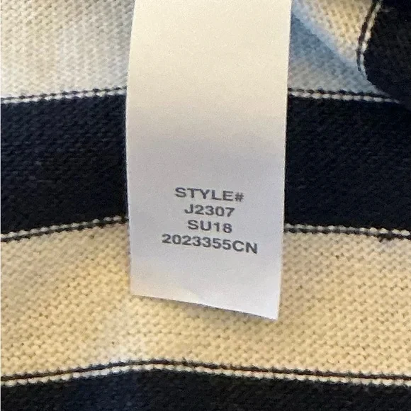 Madewell NWT Navy and White Striped V-Neck Cropped Top  SZ XXL Nautical  Relaxed - Picture 11 of 12